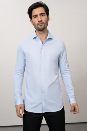 Camisa de camarero azul cielo camarero